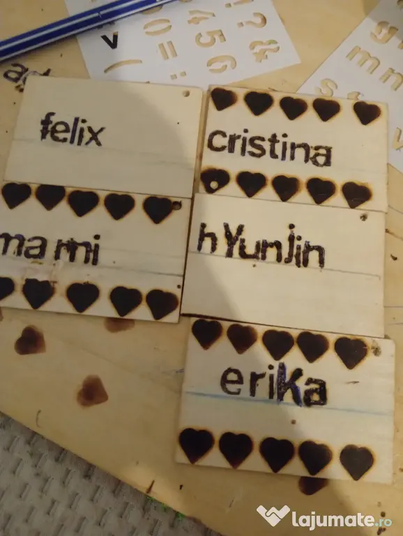 Brelocuri din Lemn Pirogravate Manual - Personalizate