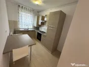 Inchiriez apartament cu 2 camere si gradina in zona coresi 