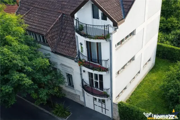 FILM3D!Casa multifunctionala, recomandata si pentru cabinete