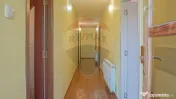 Casă de vacanță cu 9 camere de vânzare Moieciu de Jos