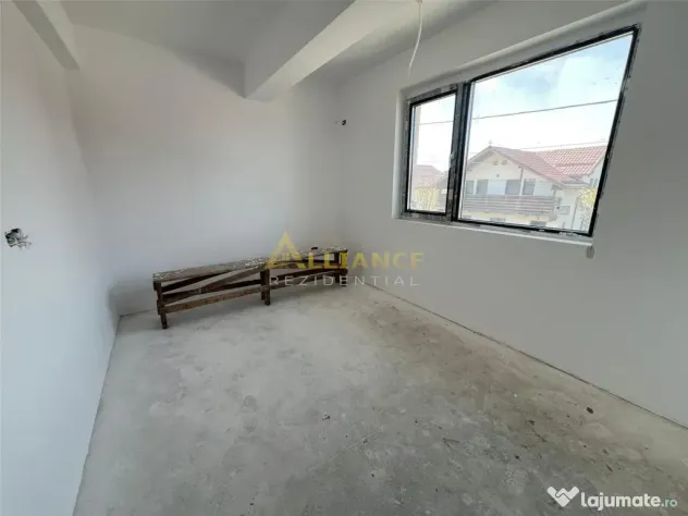 Vila Individuala - 5 camere-3 bai-Strada Miorita-500 M de S