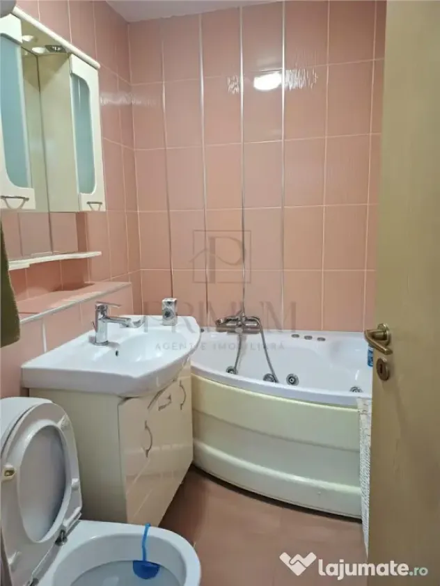 ARADULUI - LIFT - 2 CAMERE MOBILATE - TERASA 15MP - RULOURI