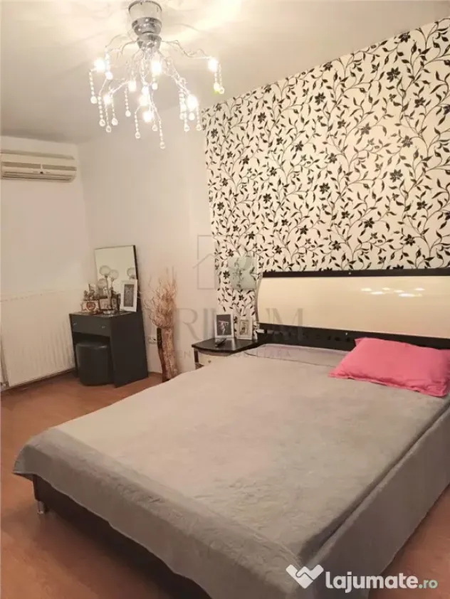 ARADULUI - LIFT - 2 CAMERE MOBILATE - TERASA 15MP - RULOURI
