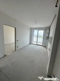 Apartament 2 camere, 43 mp, zona Sasar