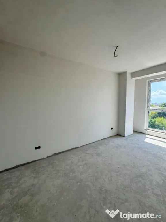 Apartament nou, priveliște superbă, confort modern și o l