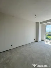 Apartament nou, priveliște superbă, confort modern și o l