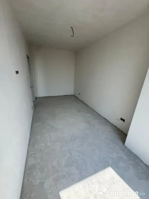 Apartament nou, priveliște superbă, confort modern și o l