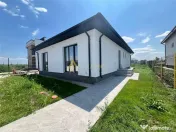 CASA PARTER-4 CAMERE-2 BAI-TEREN 416 MP 