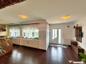 Casă mobilată și utilată, renovată complet, teren 1.... 