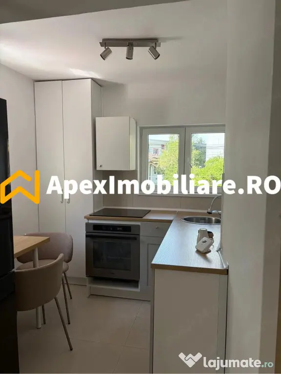 Garsoniera de inchiriat Baneasa București | ApexImobiliare.