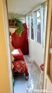 Apartament 3 camere, luminos și complet utilat 