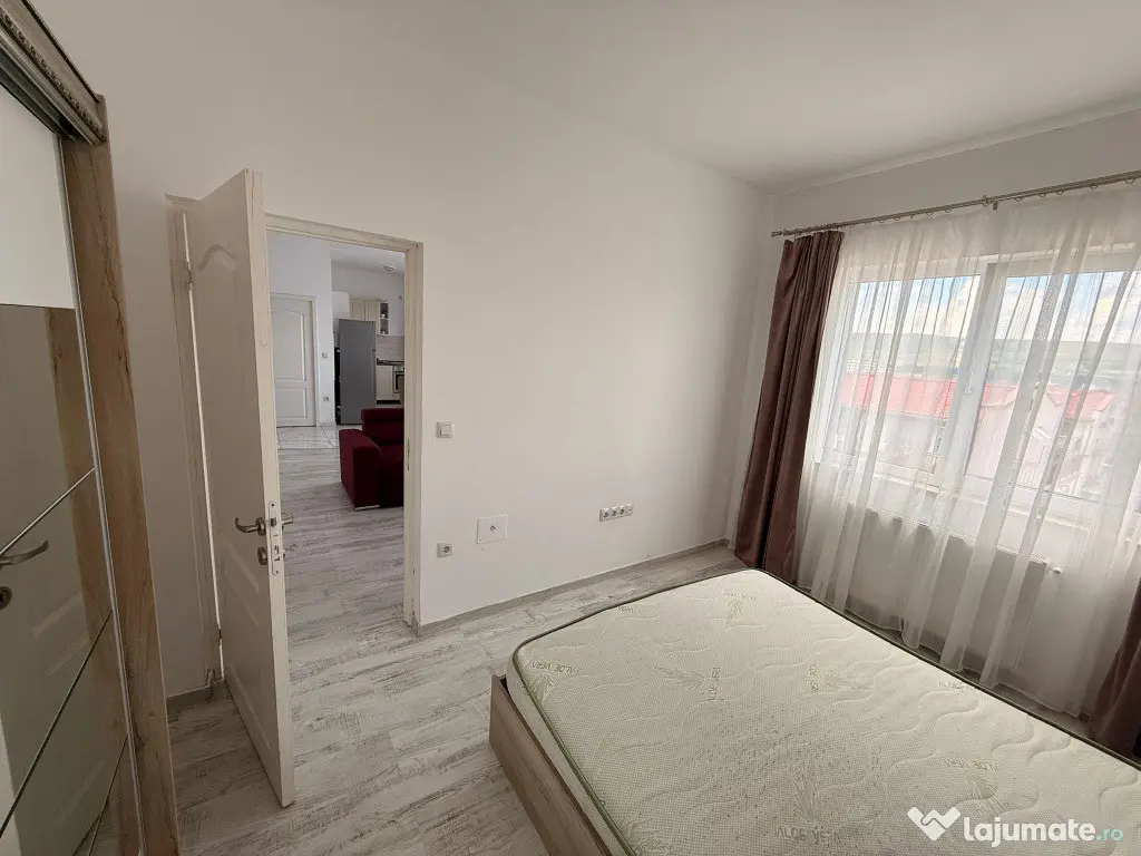 Apartament 2 camere semidecomandat bloc cu lift zona Eroilor