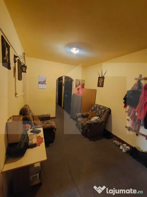 Apartament 3 camere, Decomandat