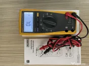 Aparat masura Fluke 177