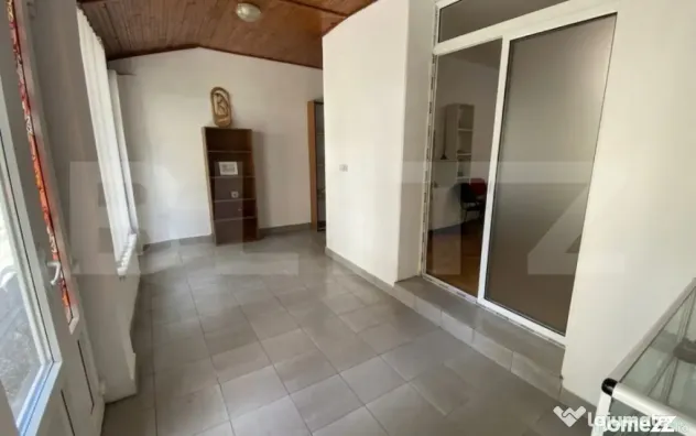 Spatiu comercial, 66 mp utlili, zona Tolstoi