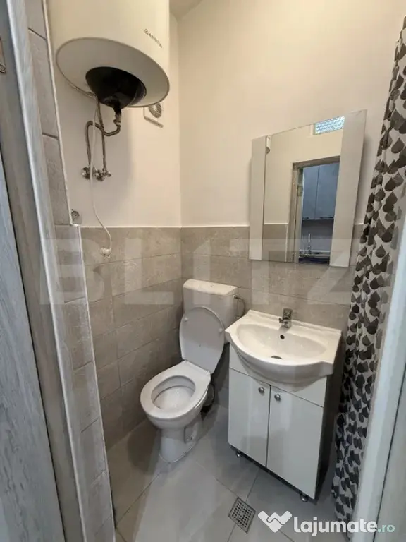 Garsonieră luminoasă, 20 mp, baie renovată, etaj intermed