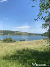 Teren intravilan 4.827 mp la doar 50 m de lac – Pădureni,