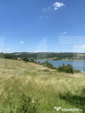 Teren intravilan 4.827 mp la doar 50 m de lac – Pădureni,
