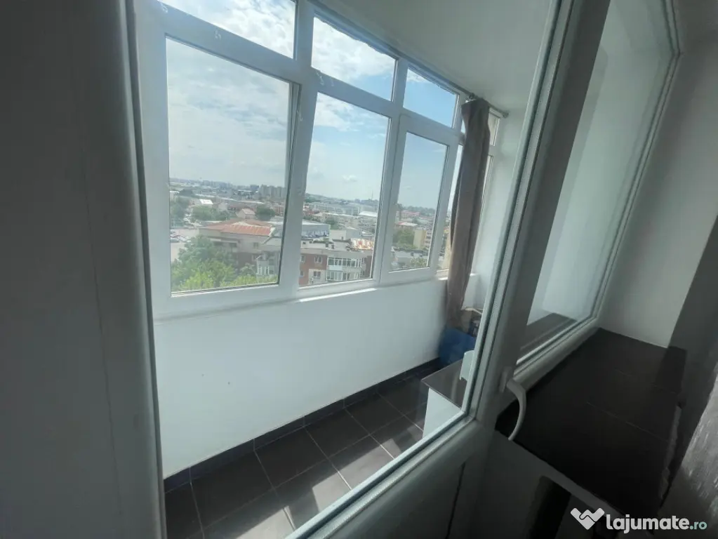 Apartament 2 camere, decomandat, zona Garii-Randez Vous