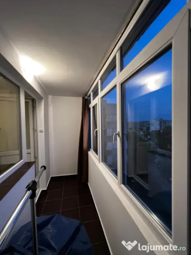 Apartament 2 camere, decomandat, zona Garii-Randez Vous