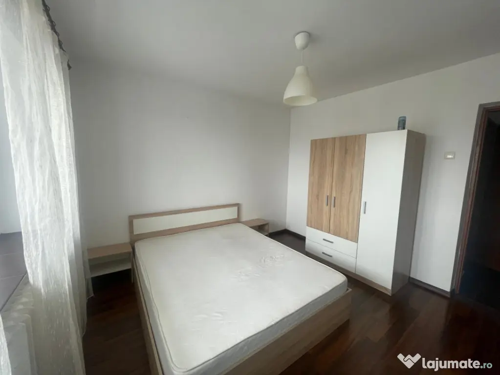 Apartament 2 camere, decomandat, zona Garii-Randez Vous