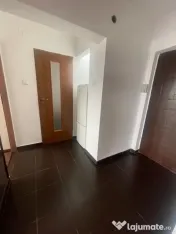 Apartament 2 camere, decomandat, zona Garii-Randez Vous