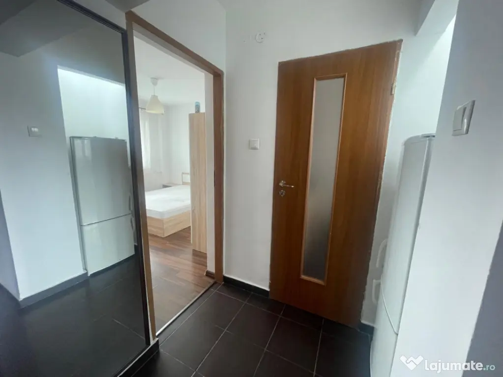 Apartament 2 camere, decomandat, zona Garii-Randez Vous
