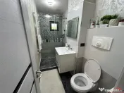 Apartament cu 3 camere de , zona Comisia Centrala 