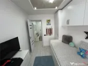 Apartament cu 3 camere de , zona Comisia Centrala 