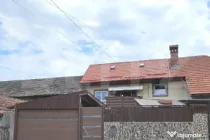 Casă individuală eficientă energetic, 3 camere, garaj și