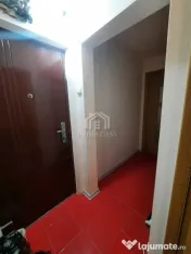 Apartament cu 3 camere ~ zona Micro 14 ~ etaj 1 din 4 
