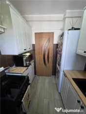 GHEORGHE LAZAR - RENOVAT - LIFT - 3 CAMERE - CENTRALA PROPRI 