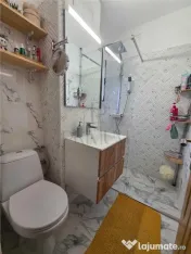 GHEORGHE LAZAR - RENOVAT - LIFT - 3 CAMERE - CENTRALA PROPRI 