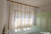 Soarelui - Scoala 30 - 3 Camere, Decomandat, 2 Bai, Etaj ... 