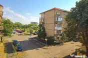 Soarelui - Scoala 30 - 3 Camere, Decomandat, 2 Bai, Etaj ... 
