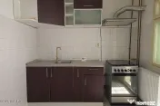 Soarelui - Scoala 30 - 3 Camere, Decomandat, 2 Bai, Etaj ... 