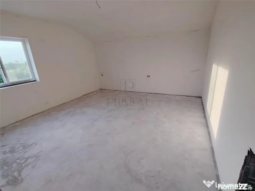 DUPLEX 4 CAMERE - DORMITOR LA PARTER - BUCATARIE INCHISA - Mosnita Veche (Timis)