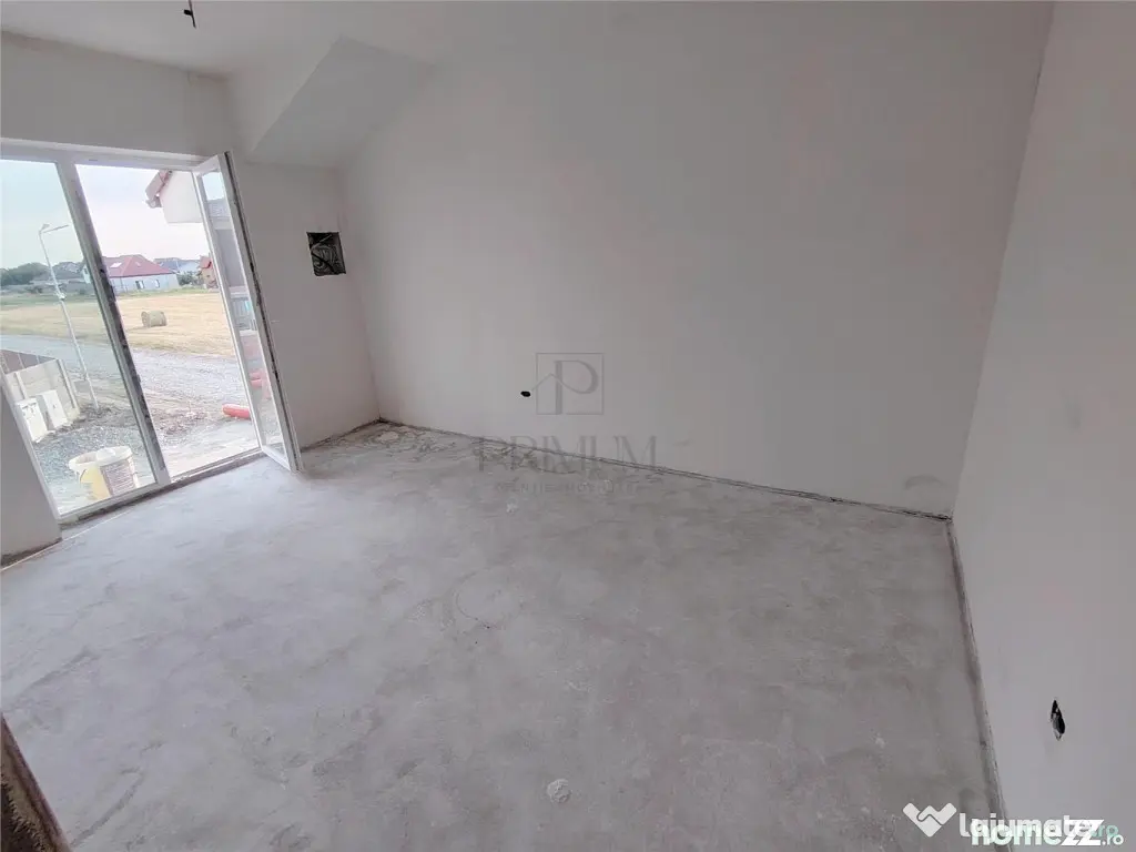 DUPLEX 4 CAMERE - DORMITOR LA PARTER - BUCATARIE INCHISA - Mosnita Veche (Timis)