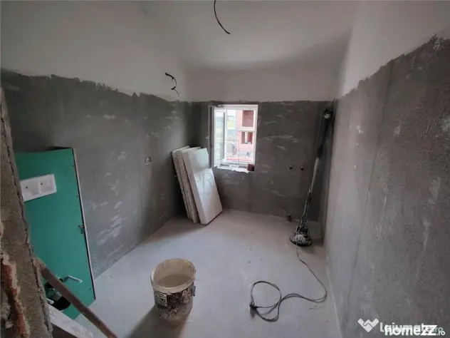 DUPLEX 4 CAMERE - DORMITOR LA PARTER - BUCATARIE INCHISA - Mosnita Veche (Timis)