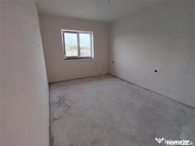 DUPLEX 4 CAMERE - DORMITOR LA PARTER - BUCATARIE INCHISA - Mosnita Veche (Timis)