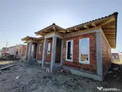 Duplex toate utilitatile - perete dublu - terasa acoperita 
