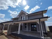 Duplex deosebit - pompa de caldura - zona linistita 