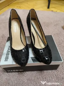 pantofi cu toc