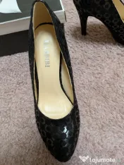 pantofi cu toc 