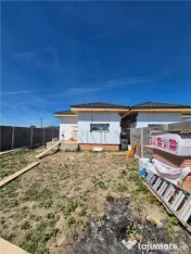 Duplex 4 camere - despartit prin CT - zona foarte buna - asf 