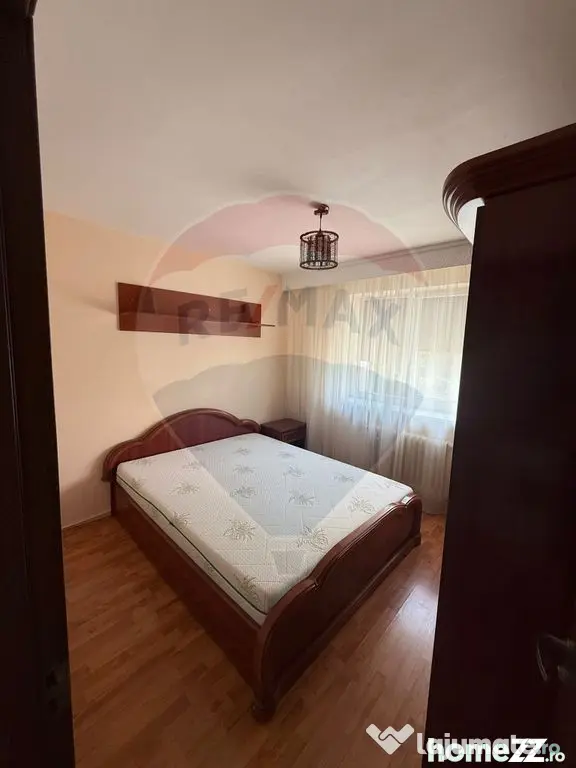 Chirie ap 3 Camere cu loc de parcare inclus bld. Bucuresti
