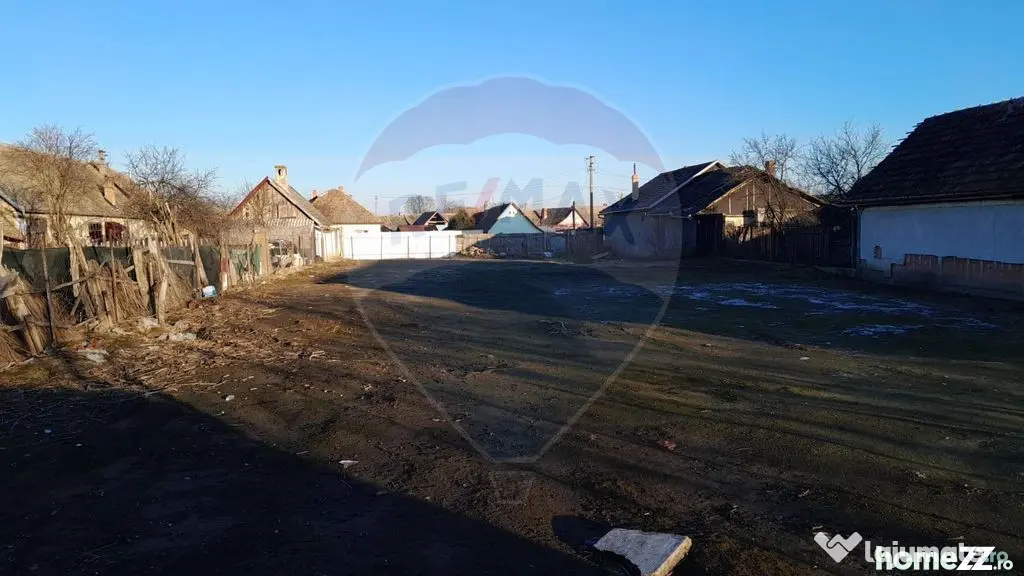Teren curti constructii 857 mp de vanzare in Pecica , Arad