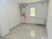 Spatiu Comercial Stradal, cu Vad, Renovat Complet 