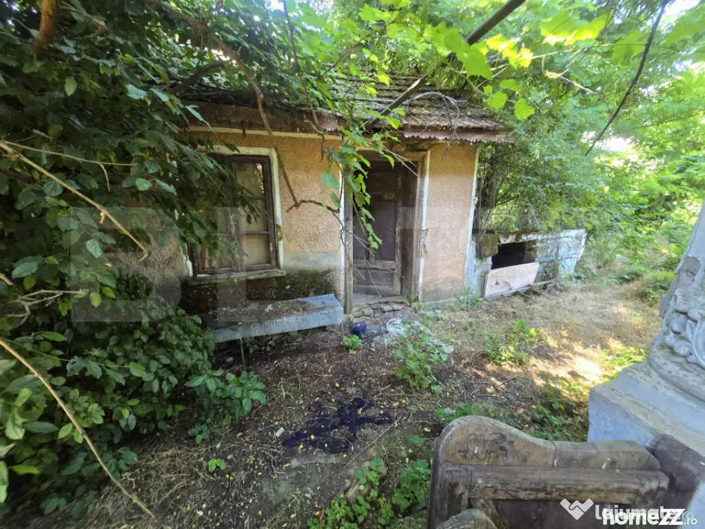Casă de vânzare, 88 mp, zona Tomșani