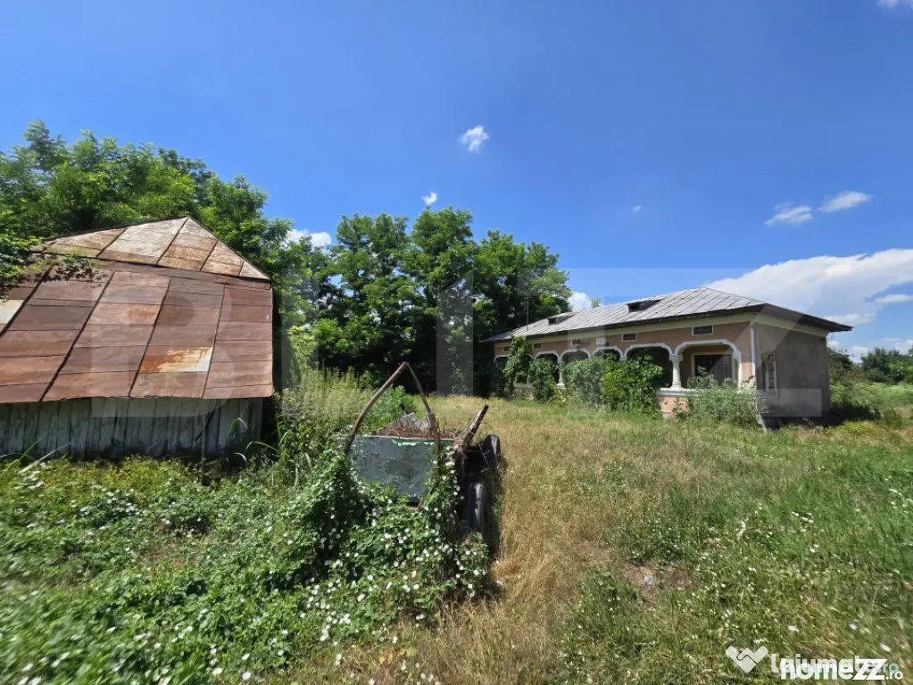 Casă de vânzare, 88 mp, zona Tomșani